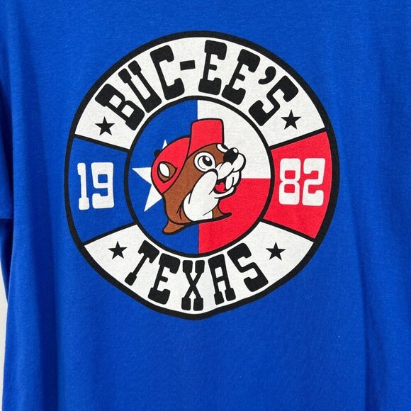 Buc-ee's Spring 2023 Texas 1982 Blue Short Sleeve T-Shirt Size medium NWT sticke - Picture 2 of 7